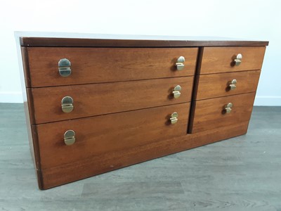 Lot 181 - STAG CANTATA SIX DRAWER CHEST