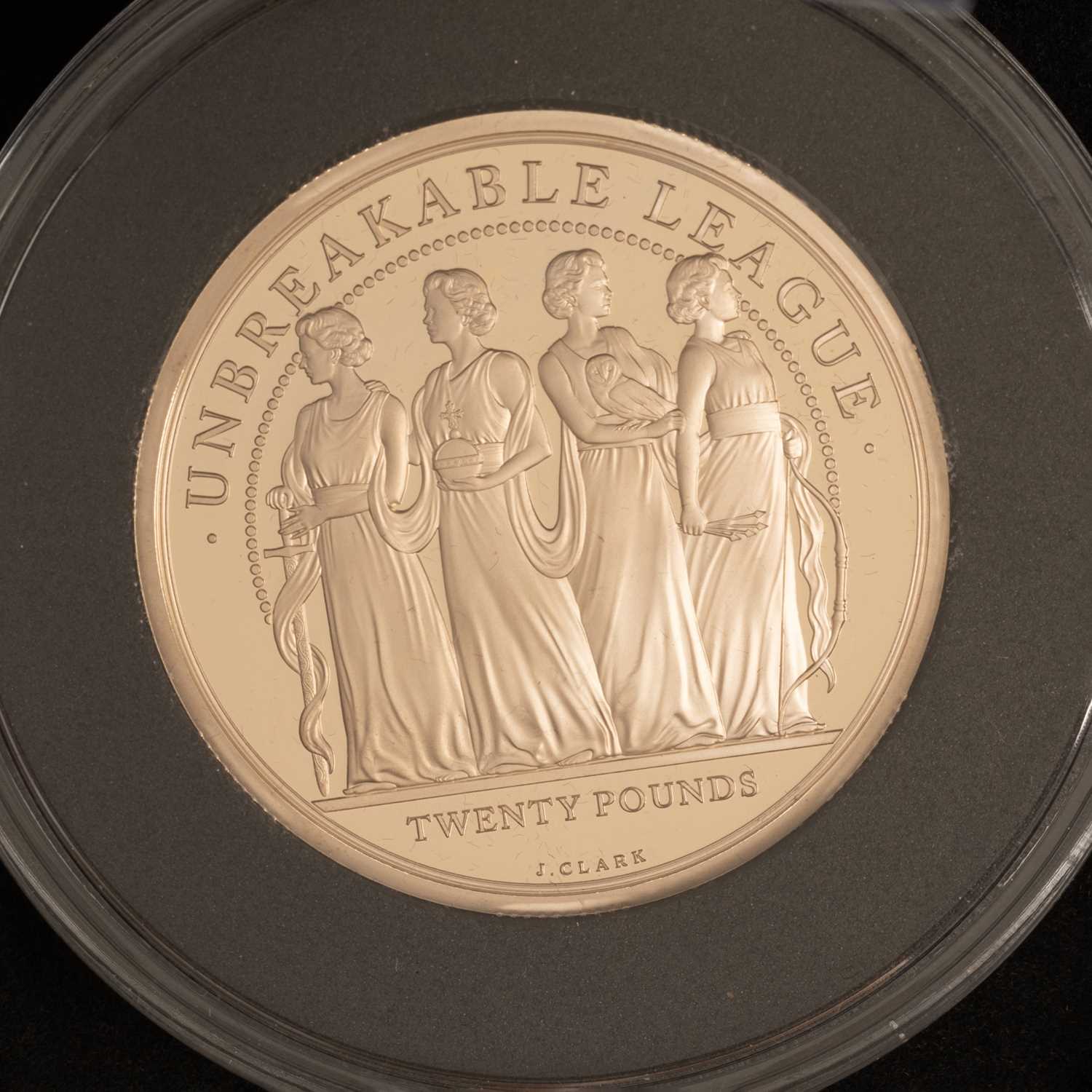 Lot 22 - 'UNBREAKABLE LEAGUE' GOLD TWENTY POUND COIN