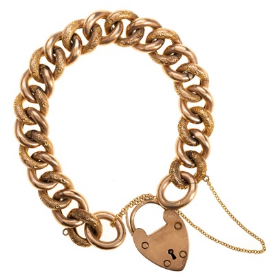 Lot 498 - CURB LINK BRACELET