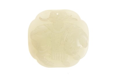 Lot 1598 - CHINESE JADE AMULET