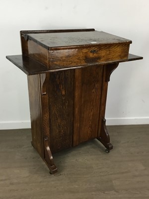 Lot 324 - SCHOOL TEACHERS VINTAGE OAK DESK