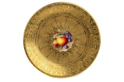 Lot 1288 - ROYAL WORCESTER CABINET PLATE