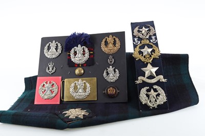 Lot 137 - CAMERON HIGHLANDERS, COLLECTION OF CAP BADGES AND INSIGNIA