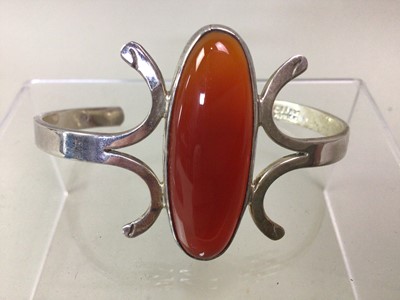 Lot 460 - COLLECTION  OF CARNELIAN JEWELLERY