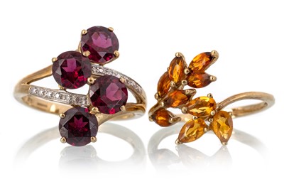 Lot 562 - TWO GEM SET DRESS RINGS