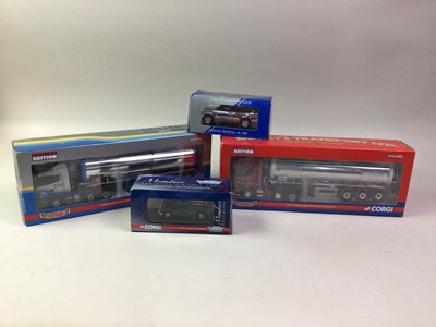 Lot 513 - COLLECTION OF DIE CAST VEHICLES