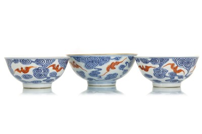 Lot 1693 - THREE CHINESE PORCELAIN BOWLS