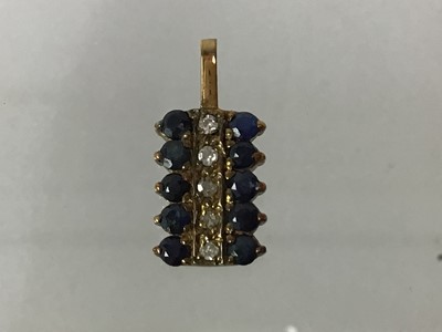 Lot 504 - SAPPHIRE AND DIAMOND PENDANT