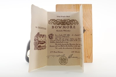Lot 220 - BOWMORE BICENTENARY 1979 75CL