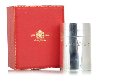 Lot 1256 - THE QUEEN'S SILVER JUBILEE BOX