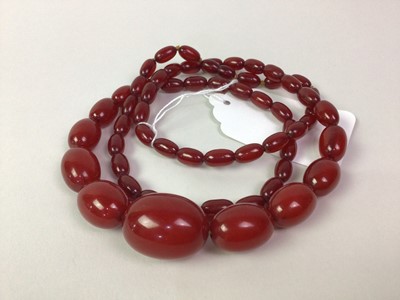 Lot 71 - CHERRY AMBER BAKELITE NECKLACE