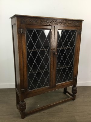 Lot 613 - OAK BOOKCASE