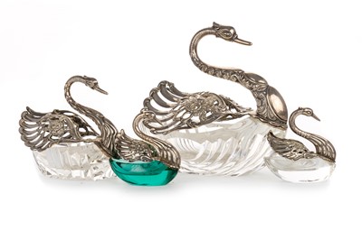 Lot 798 - GRADUATED SET OF THREE SILVER AND CUT GLASS SWAN POSIES