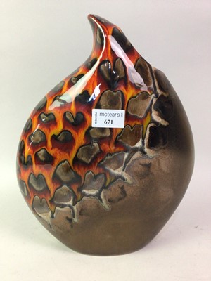 Lot 671 - ANITA HARRIS STUDIO VASE