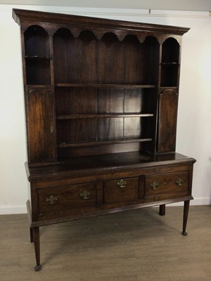 Lot 727 - OAK DRESSER