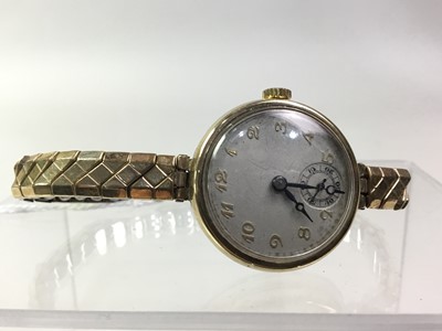 Lot 641 - NINE CARAT GOLD LADY'S WRIST WATCH