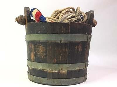 Lot 743 - COOPERED OAK BUCKET