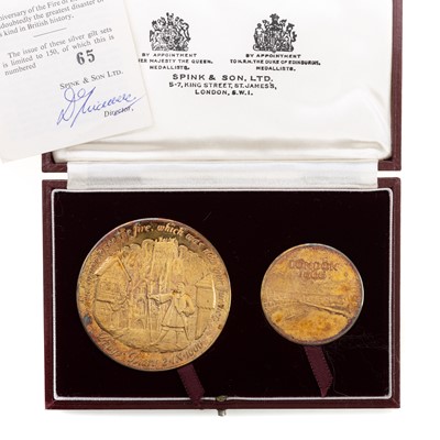 Lot 77 - THE GREAT FIRE OF LONDON SILVER GILT MEDALLION SET