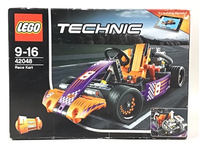 Lot 87 - COLLECTION OF LEGO SETS