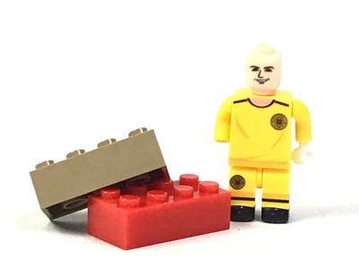 Lot 93 - COLLECTION OF LOOSE LEGO BRICKS AND ACCESSORIES