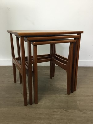 Lot 136 - MODERN NEST OF TEAK TABLES