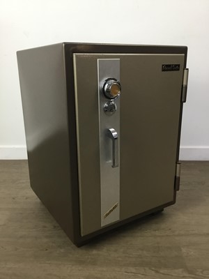Lot 145 - COMBINATION SAFE