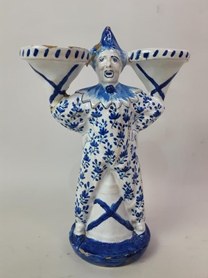 Lot 256 - BLUE AND WHITE TABLE SALT