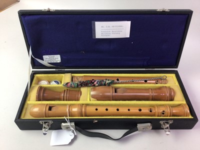 Lot 1025 - ERIC HELLINGER, TREBLE AND DESCANT RECORDERS