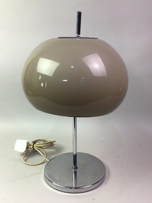 Lot 340 - GUZZINI STYLE TABLE LAMP