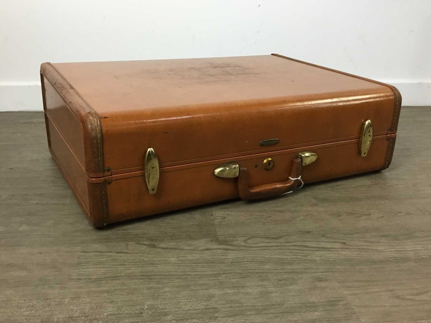 Lot 187 - THREE SAMONSITE SUITCASES