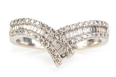 Lot 672 - DIAMOND BAND