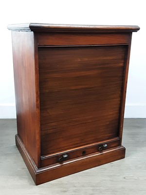 Lot 183 - MAHOGANY MUSIC CABINET