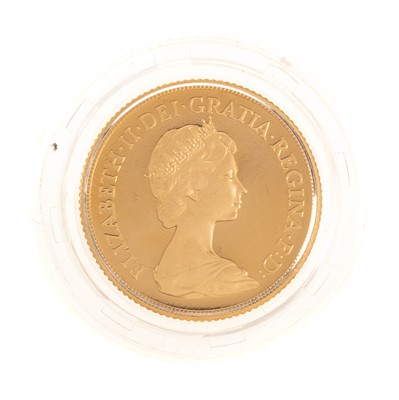 Lot 95 - ELIZABETH II GOLD PROOF SOVEREIGN