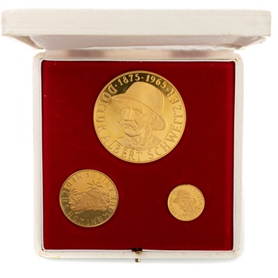 Lot 109 - ALBERT SCHWEITZER GOLD MEDALLION TRIO