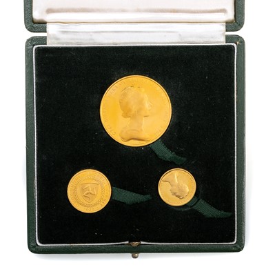 Lot 111 - ISLE OF MAN GOLD PROOF THREE COIN SET