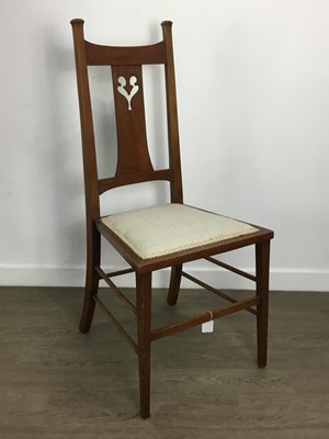 Lot 410 - ARTS & CRAFTS OAK DINING CHAIR