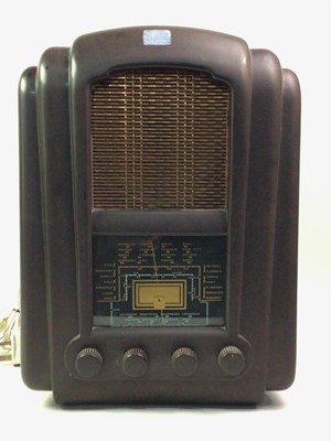 Lot 478 - ART DECO FERRANTI 145 RADIO