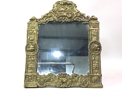 Lot 535 - DRESSING MIRROR