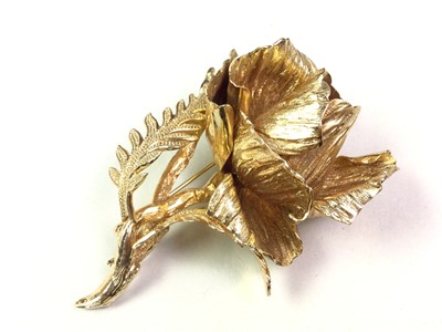 Lot 539 - COLLECTION OF COSTUME JEWELLERY