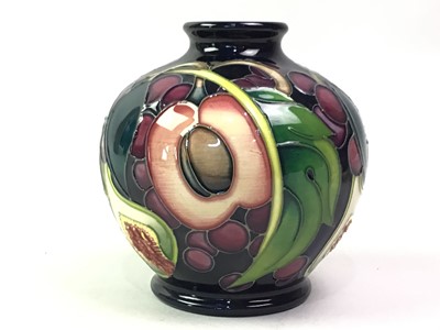Lot 641 - MODERN MOORCROFT VASE