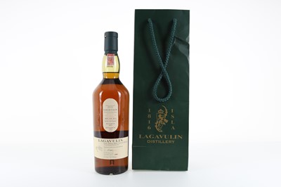 Lot 331 - LAGAVULIN 1995 FEIS ILE 2013