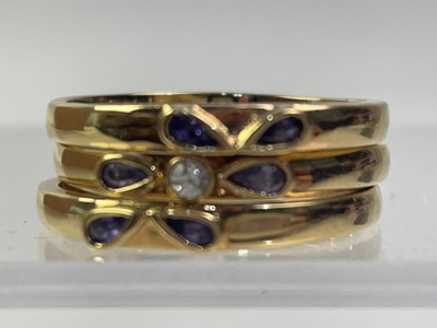 Lot 745 - GROUP OF COSTUME JEWELLERY