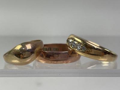Lot 734 - THREE GOLD DRESS RINGS