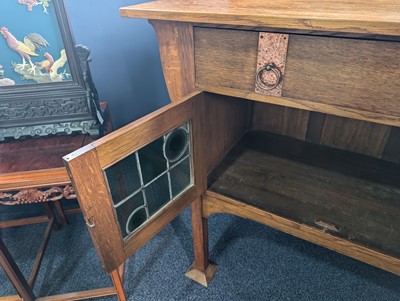 Lot 459 - IN THE MANNER OF SHAPLAND & PETTER, ARTS & CRAFTS OAK SIDE CABINET