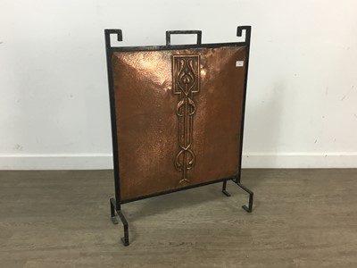 Lot 460 - SECESSIONIST HAMMERED COPPER FIRE SCREEN