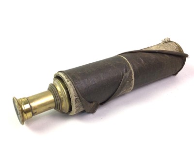 Lot 124 - VICTORIAN THREE DRAW BRASS TELESCOPE