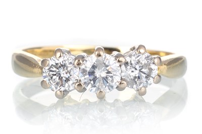 Lot 415 - DIAMOND THREE STONE RING