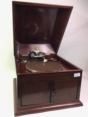 Lot 159 - TABLE TOP GRAMOPHONE