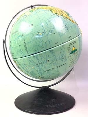 Lot 163 - WORLD TABLE GLOBE