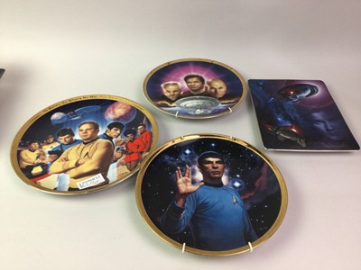 Lot 62 - GROUP OF STAR TREK ITEMS